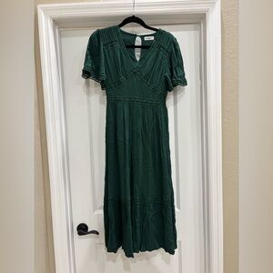Chic Forest Green Midi Dress